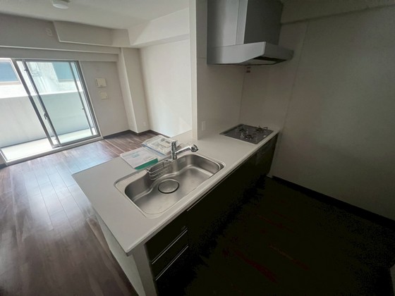 プレサンスロジェ広島駅南