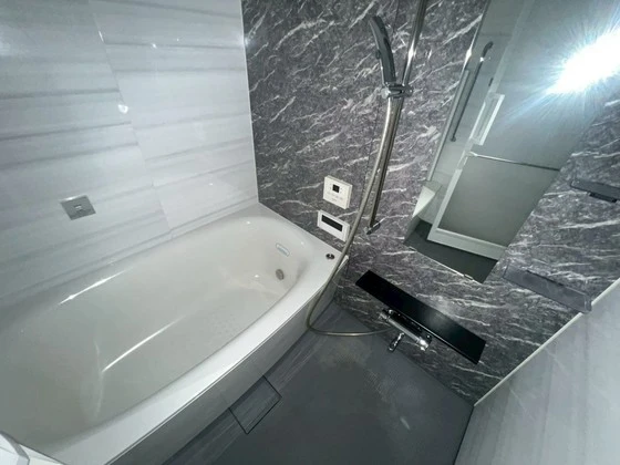 プレサンスロジェ広島駅南