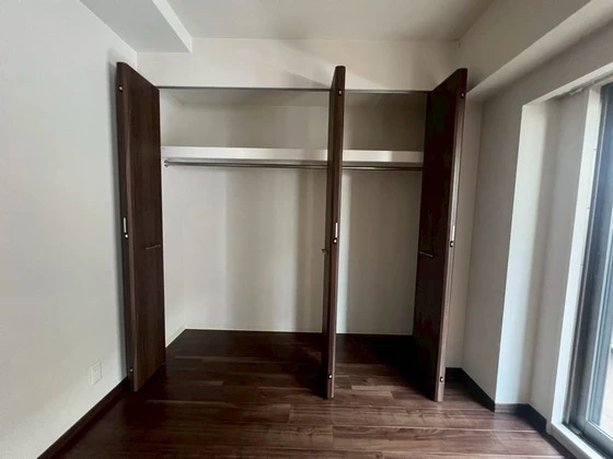 プレサンスロジェ広島駅南