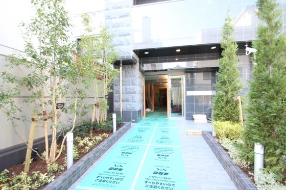 プレサンスロジェ広島駅南