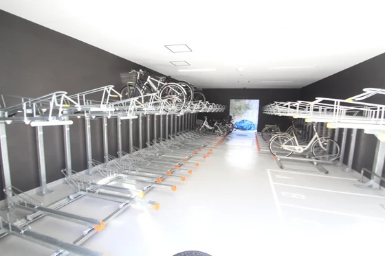 プレサンスロジェ広島駅南