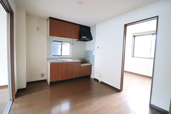 サニーハイツ南本町 A棟