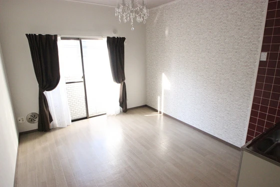 三篠アルティメイトビル