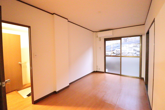 コスモハイツ三戸B