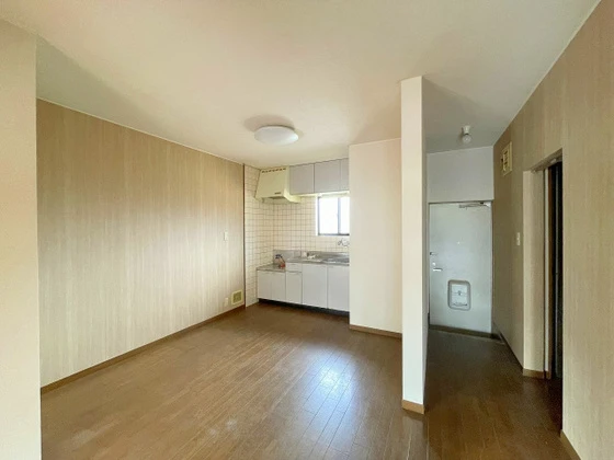 エステートピア伊藤A棟