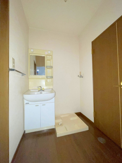 エステートピア伊藤A棟