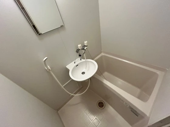 レオパレスプラスアルファ吉島