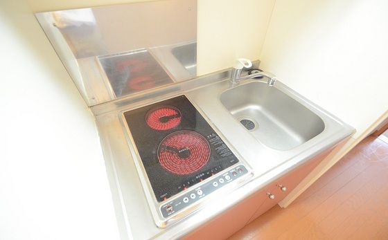 レオパレスコンフォート鶴見