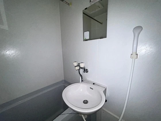 レオパレス光南