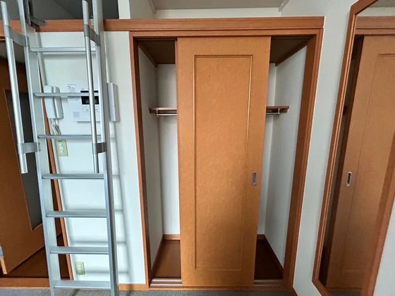 レオパレス光南