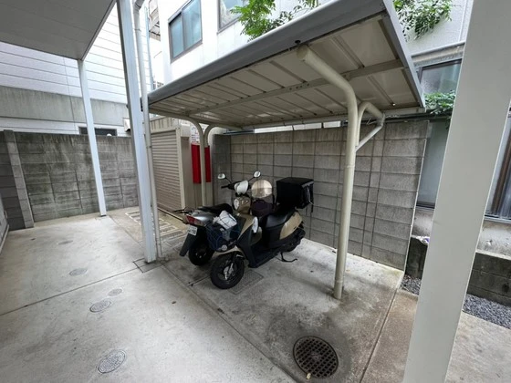 レオパレス光南