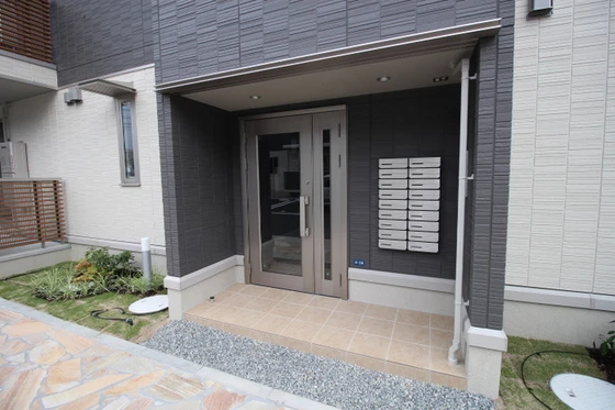 リッツ レジデンス B棟