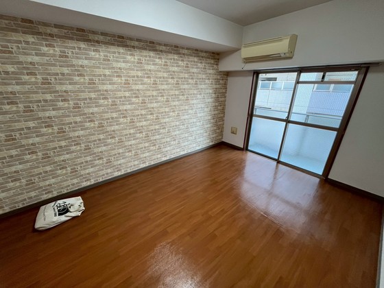 グラビスコート西十日市