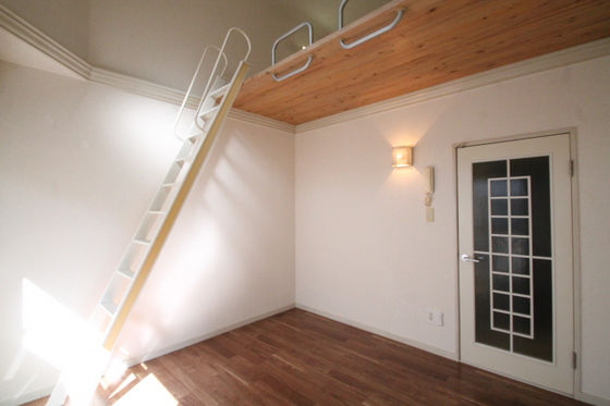 クレスト住吉A棟