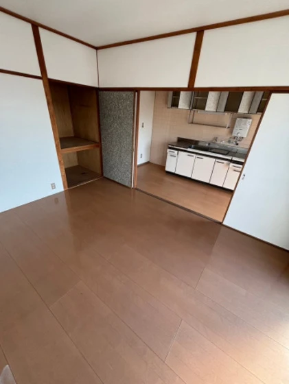 新田マンション