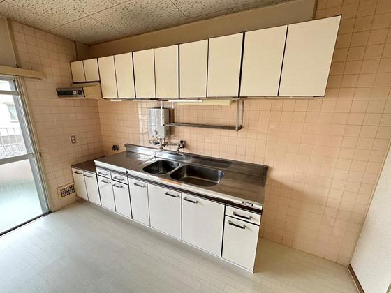 新田マンション