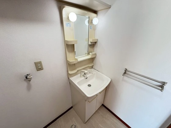 ラ・メゾン・モンテーニュ