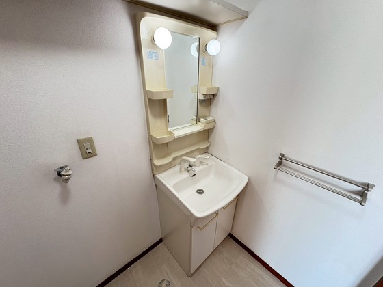 ラ・メゾン・モンテーニュ