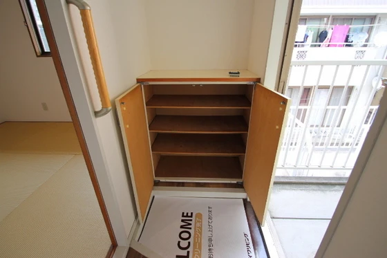 ドミール平野 B棟