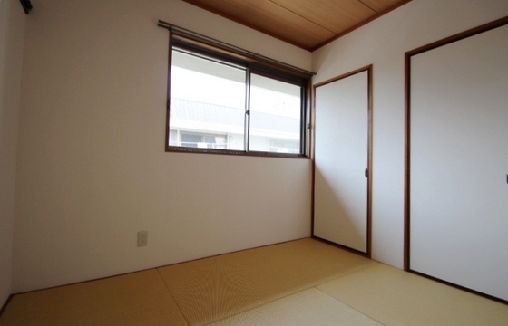 ドミール平野 B棟