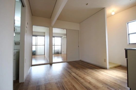 ドミール平野 B棟