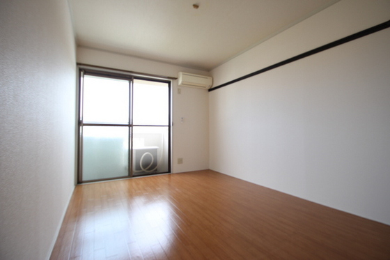 ドミール平野 B棟