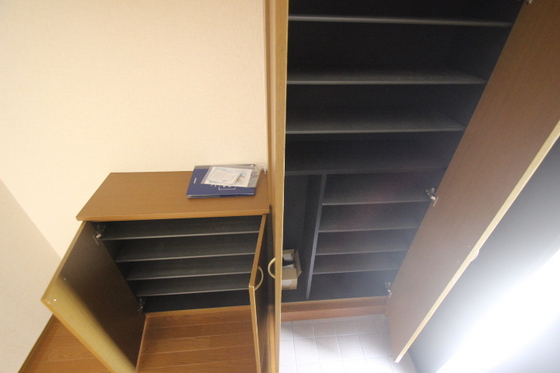 リヴェール小田 A棟