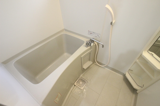 リヴェール小田 A棟