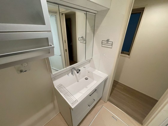 アヴェニール・ラディウ平和大通