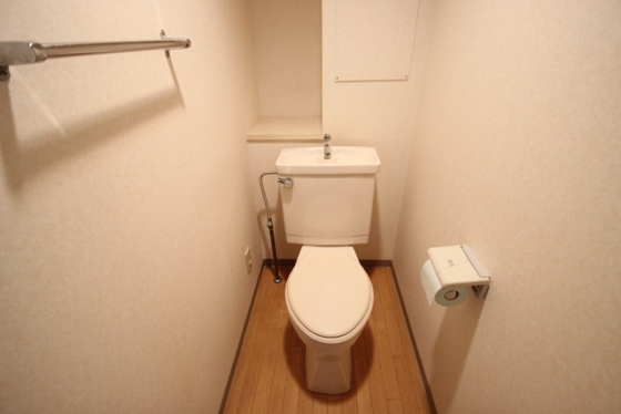 ふぁみ～ゆ舟入南