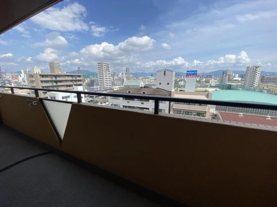 ふぁみ～ゆ舟入南