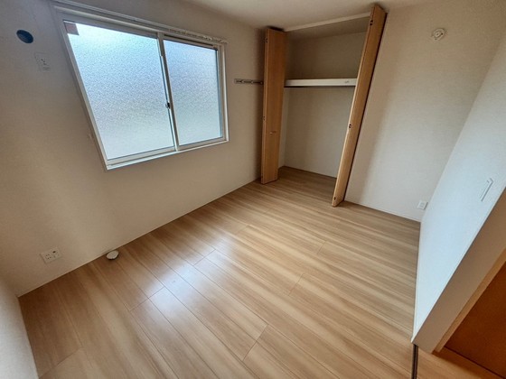 メゾネット皆賀