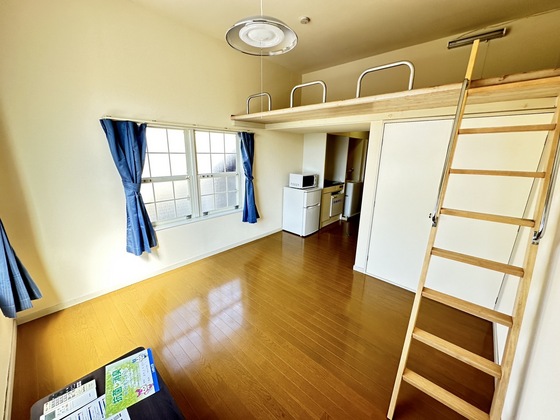 レオパレスシャルム