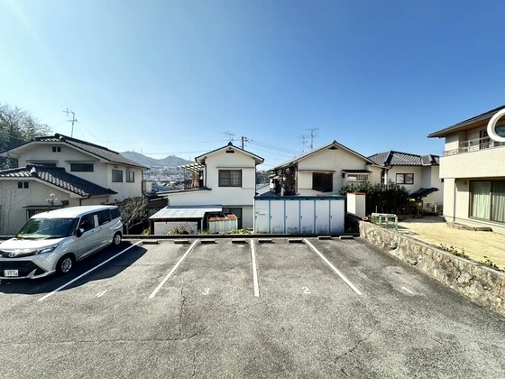 レオパレスシャルム