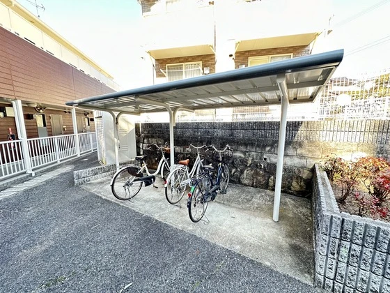 レオパレスシャルム