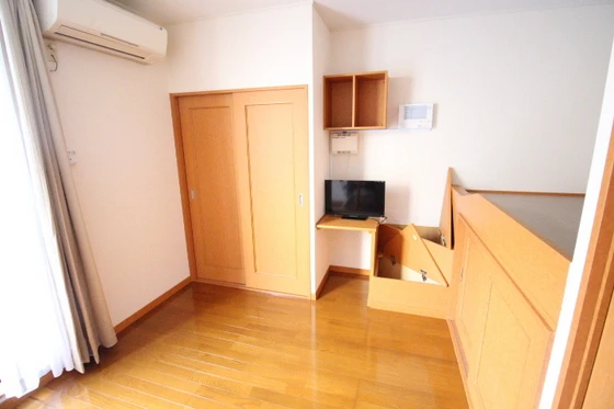 レオパレスイーストシャルム