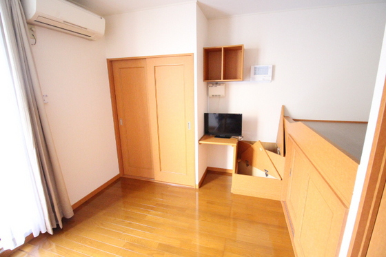 レオパレスイーストシャルム