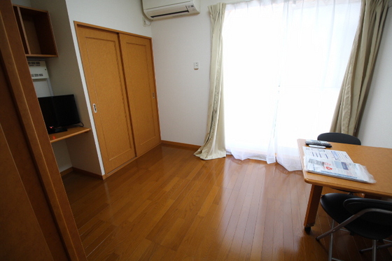 レオパレスくまい2