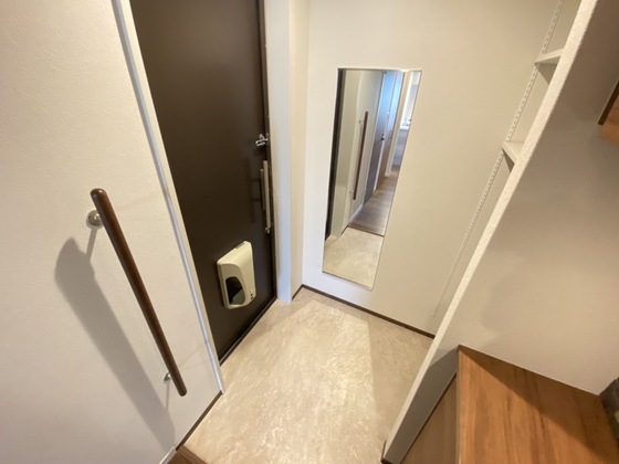 ビー・フォレスト コウゴ