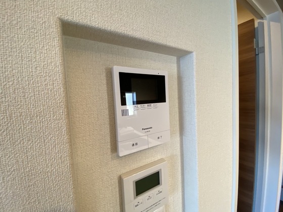 ビー・フォレスト コウゴ