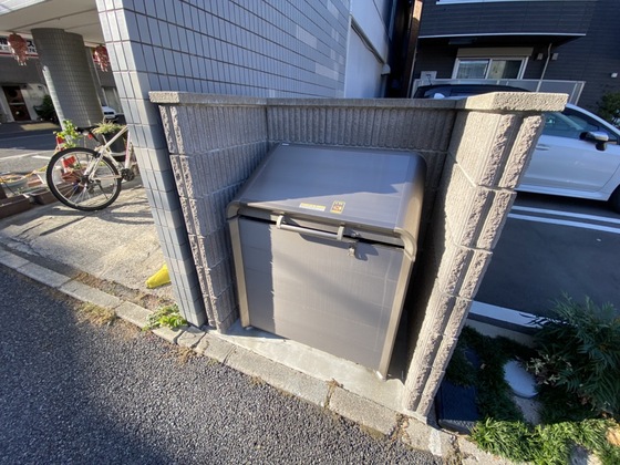 ビー・フォレスト コウゴ