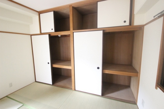 日宝ポニクレール宇品