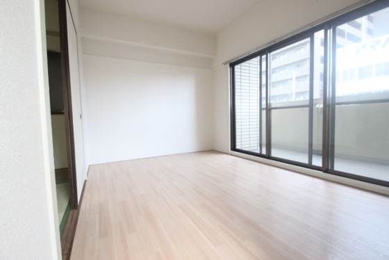 日宝ポニクレール宇品