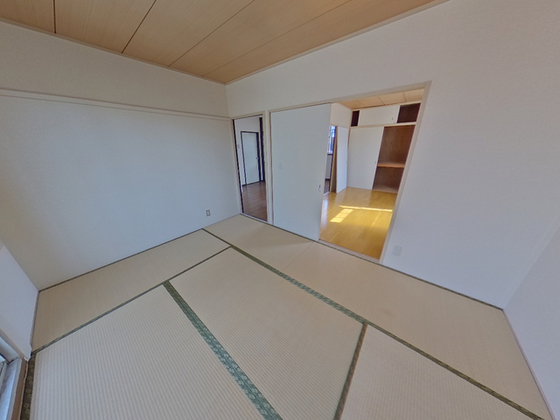 グリーンコートB棟