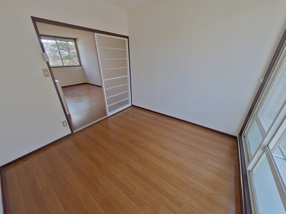 グリーンコートB棟