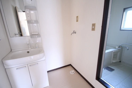 グリーンコートB棟