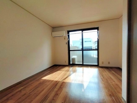 ナウ･ビラージュ