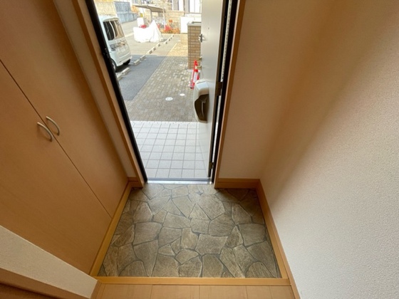 ローズコートHATAKA D棟