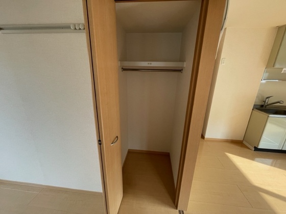 ローズコートHATAKA D棟