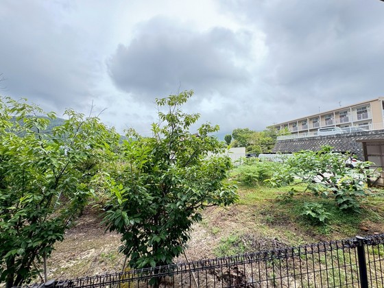 カーサ焼山中央 E棟